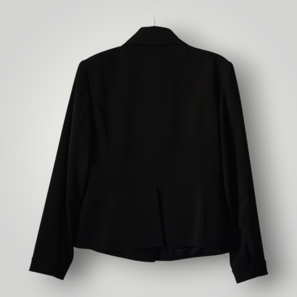 Talbots Petites Black Button-Front Blazer Jacket 14P Classic‎ Tailored Fit - Picture 3 of 8
